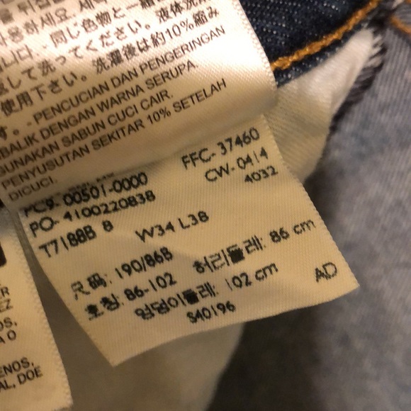 Levi's 501 Jeans Original Button Fly Medium Wash Cotton Straight Leg  34x38 - Picture 7 of 9